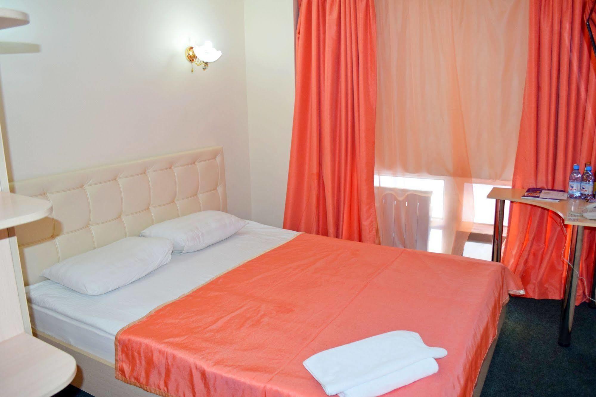 Bayterek Hotel Αστάνα Εξωτερικό φωτογραφία